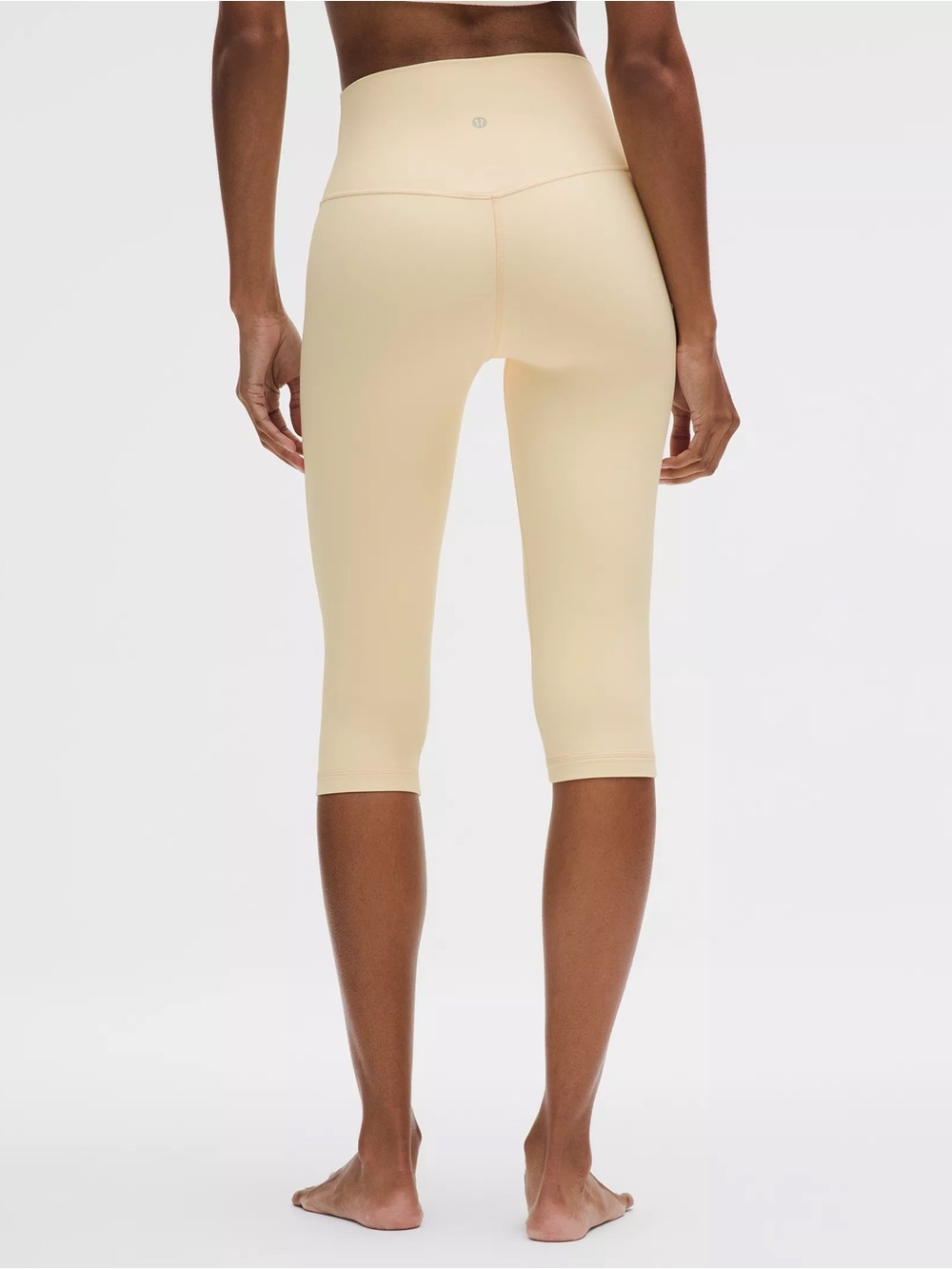 ☀️ Lululemon ☀️ cropped high rise capri leggings